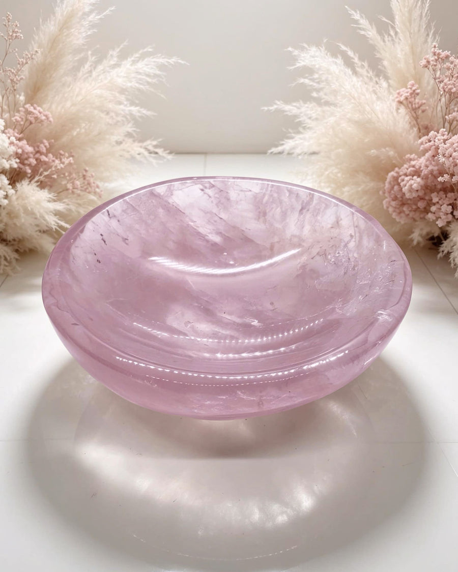 SHOP BOWLS & VASES