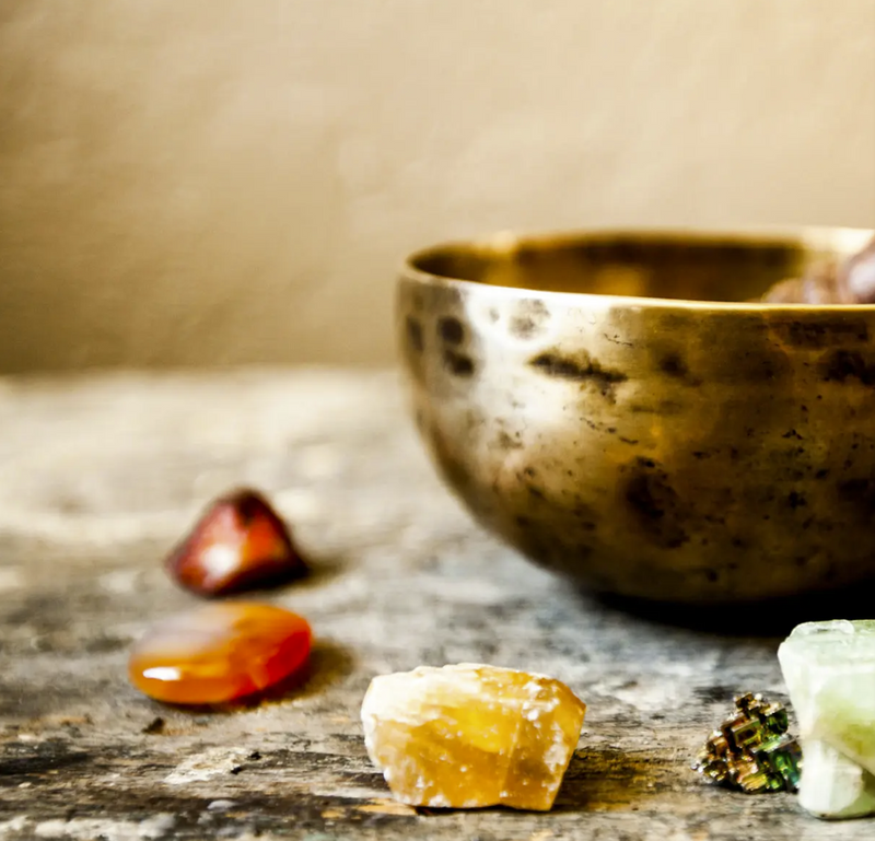 Dive into the world of DIY crystal-infused beauty products! 💎