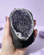 Amethyst Table Cave No. 555