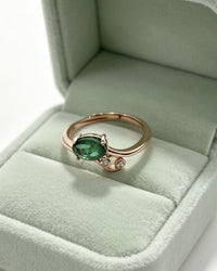 Emerald Crystal Ring – Oval Rose Gold with Lab Diamonds