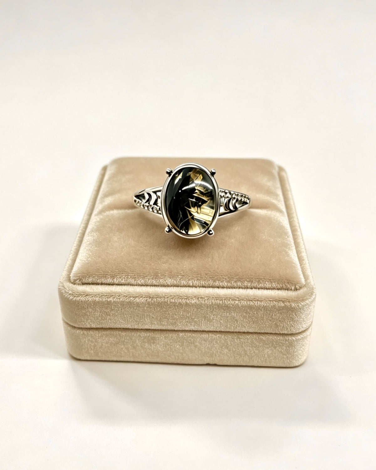 Golden Rutile & Hematite Crystal Ring – Silver with Lab Diamonds