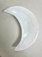 Selenite Moon-Shaped Dish: A Celestial Embrace for Your Treasures!