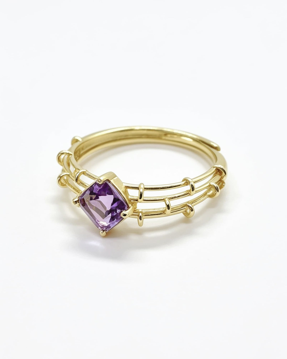 Amethyst Crystal Ring – Diamond Shape Yellow Gold