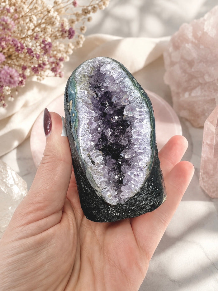 Galaxy Amethyst Table Cave No. 777