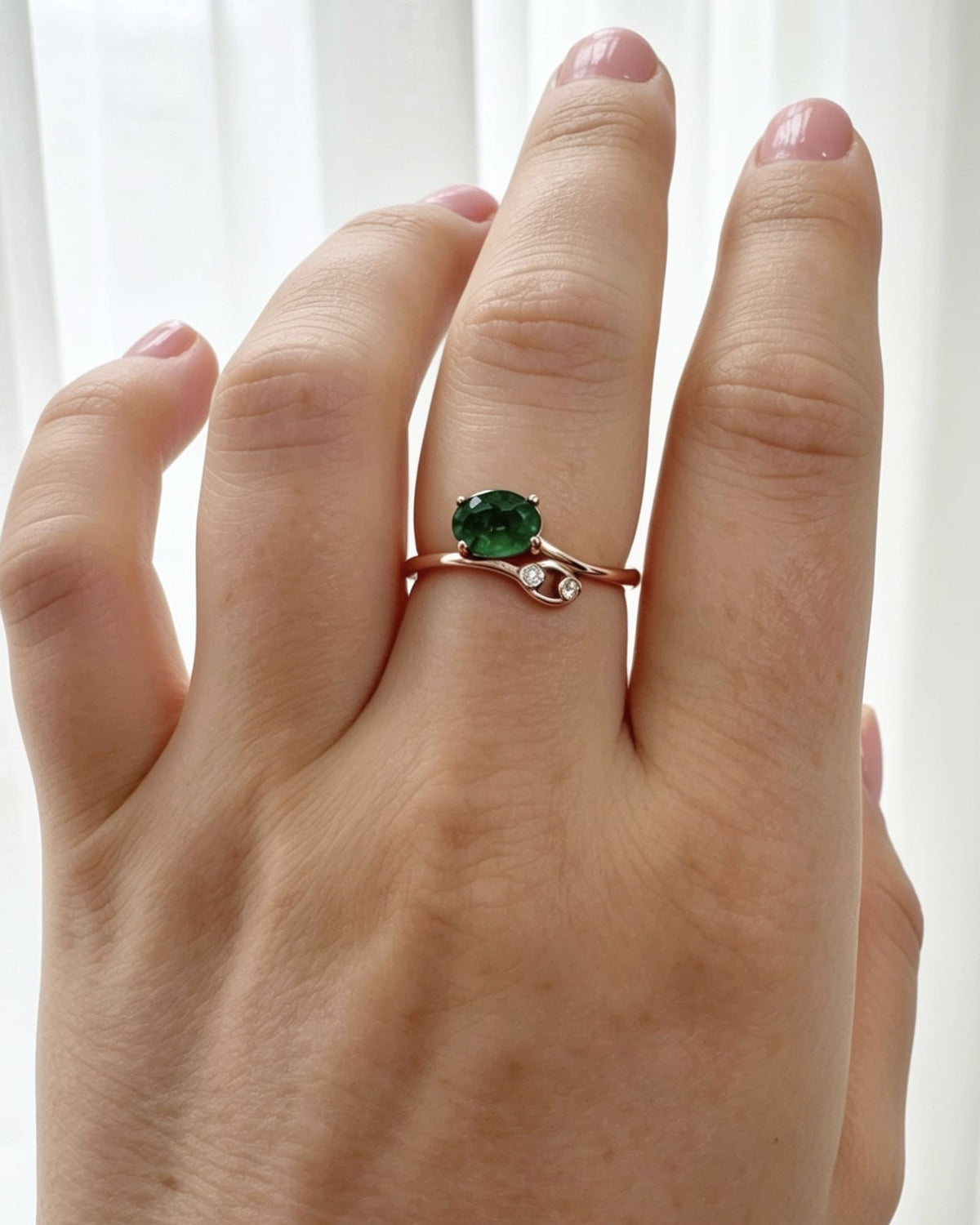 Emerald Crystal Ring – Oval Rose Gold with Lab Diamonds