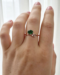 Emerald Crystal Ring – Oval Rose Gold with Lab Diamonds