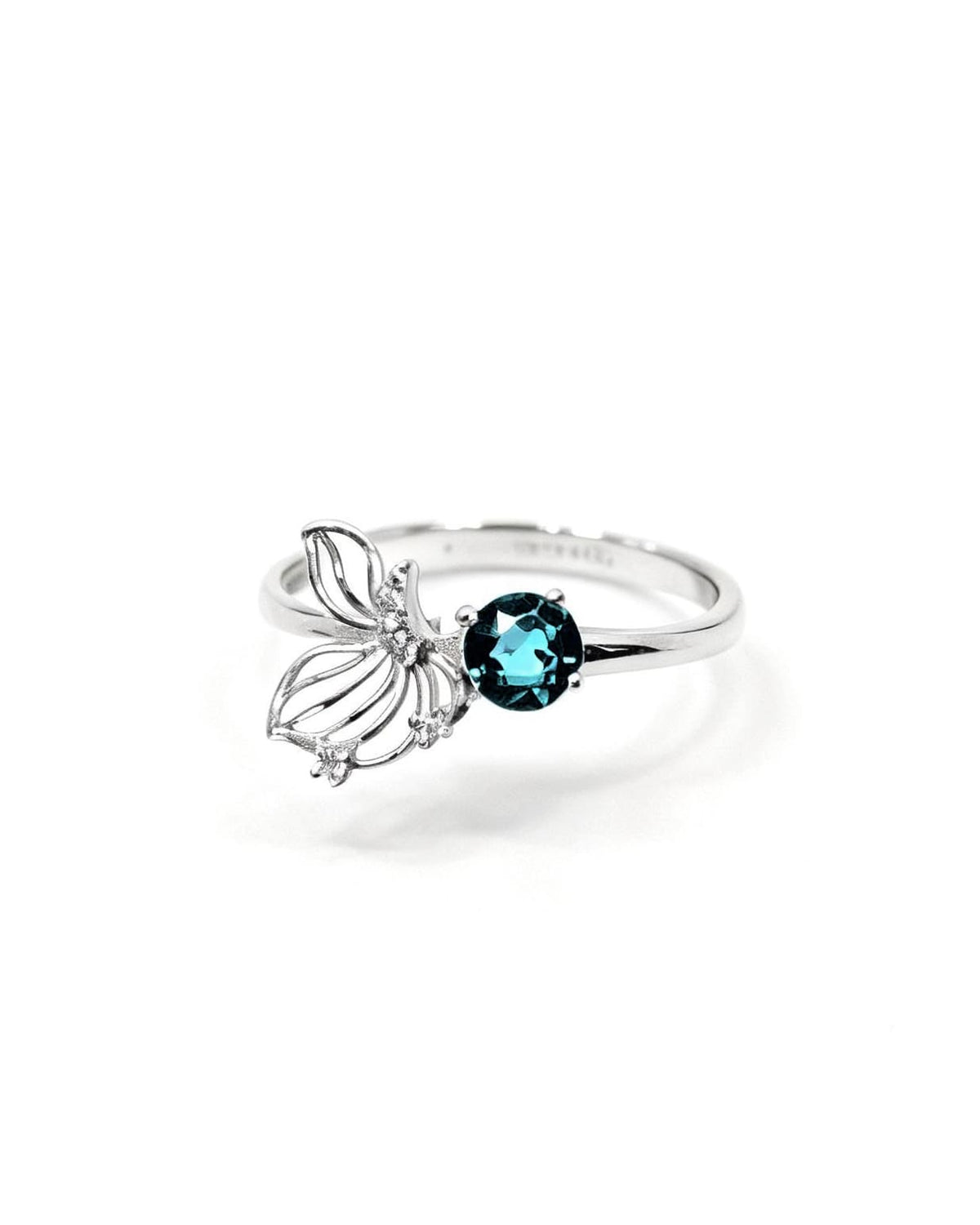 Apatite Crystal Ring – Butterfly Silver with Lab Diamonds