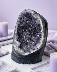 Amethyst Table Cave No. 555