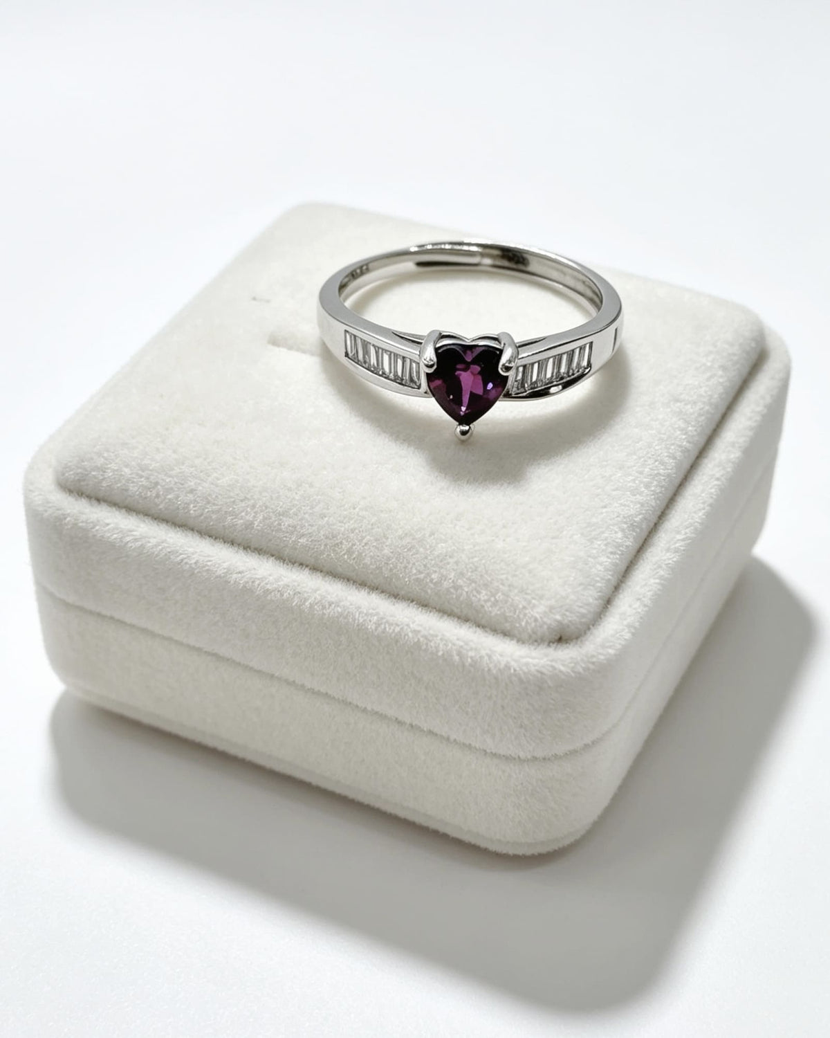 Garnet Crystal & Lab Diamonds Ring - Heart Silver