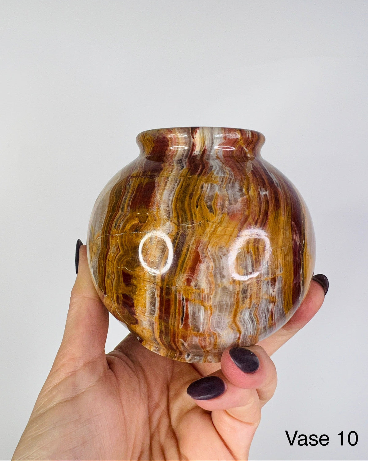 Round Green Onyx Vase No 10