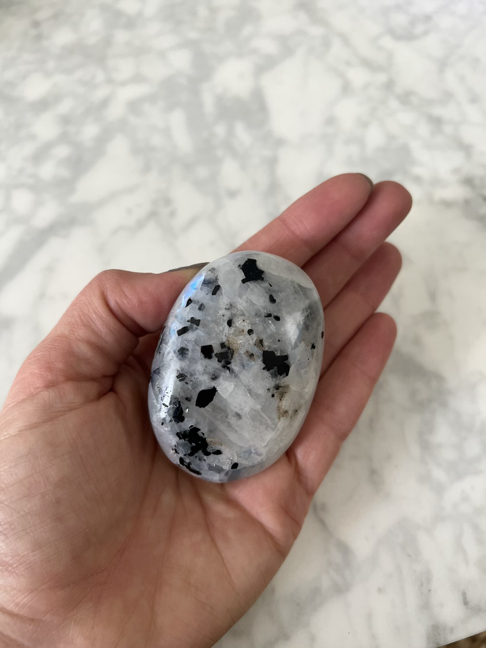 Moonstone Palm Stone